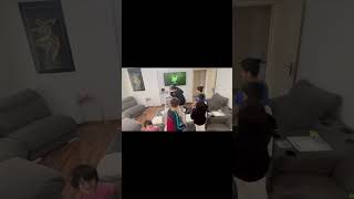 Çok Güleceksi̇ni̇z Kanslında Sandelye Kapmaca