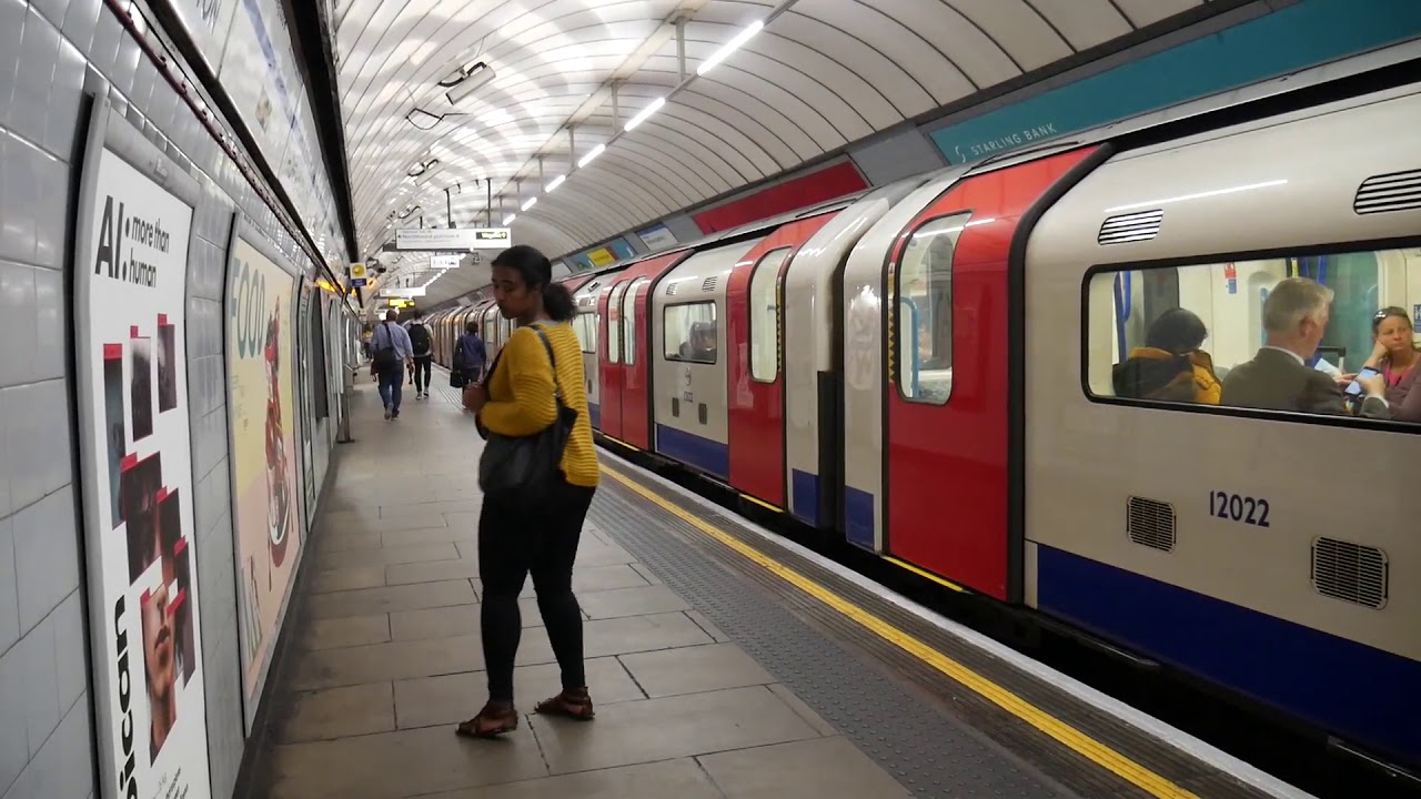 London Underground Victoria Line 2009 Stock Trains At Highbury