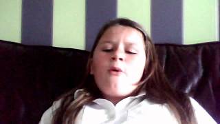 Agata Singing Rihanna Cry