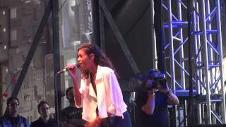 Alunageorge - Attracting Flies (Coachella 2014)