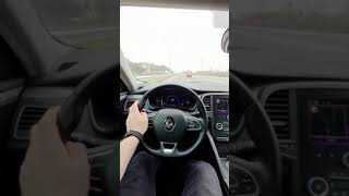 Araba Snap Megane Gündüz Yolculuk Snap Hi̇kaye