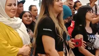 Saat di nanti oleh kaki goyang...... Sentuhan