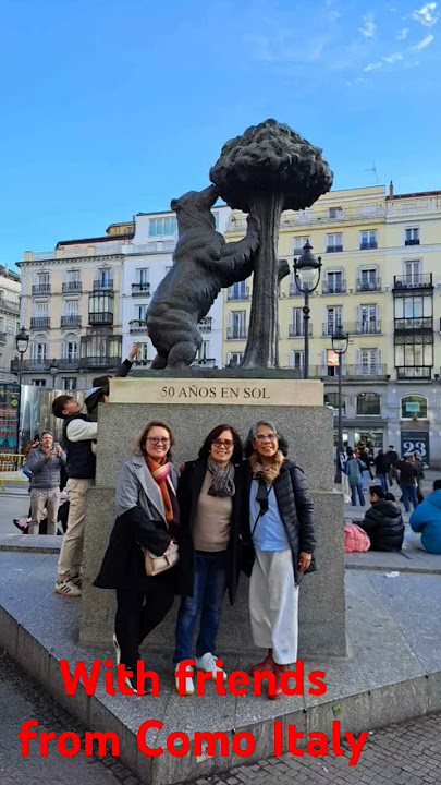 Friends from Como Italy #highlightseveryone  #song APT Bruno and Rose