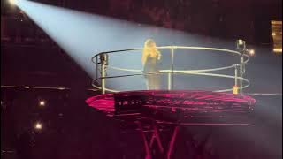 you broke me first - Tate McRae Live at Climate Pledge Arena in Seattle, Washington 10/2/2025