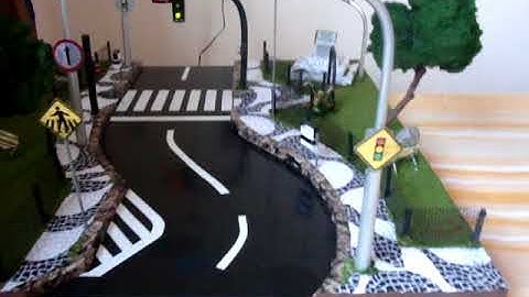 Semáforo temporizado com sinal sonoro