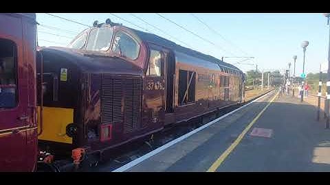 X2 class 37 depart York.