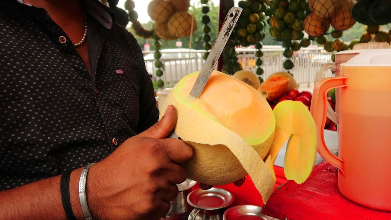 kharubuja Cutting | How to Cut Fruits | Muskmelon Cutting | Fruits Cutting Skills | How To? | Street Food Zone