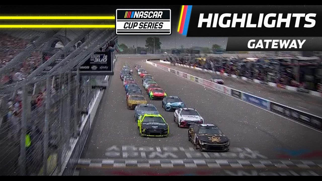 Early caution flies after the green flag waves at WWTR