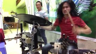 Lời nói đầu tiên band nhạc thiên phú+drum thientài gửi đến cả nhà lời chào thân thương