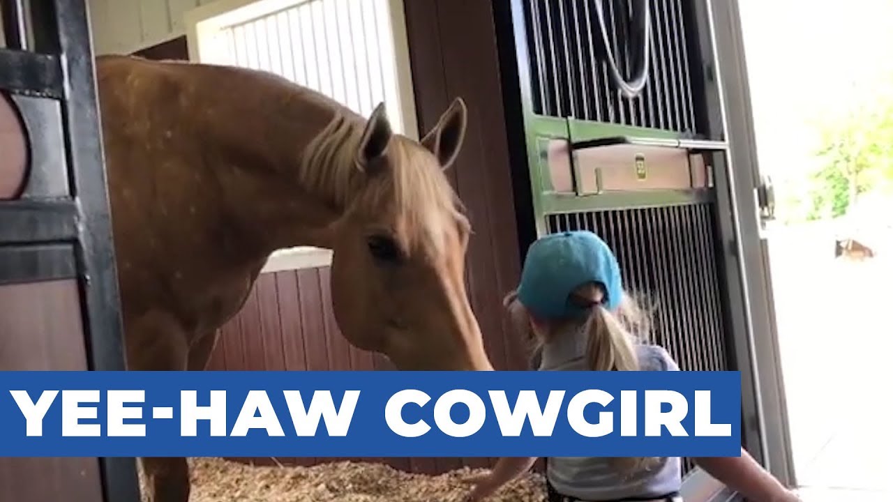 horseshoe bend Little Girl Loves Spending Time With Horses