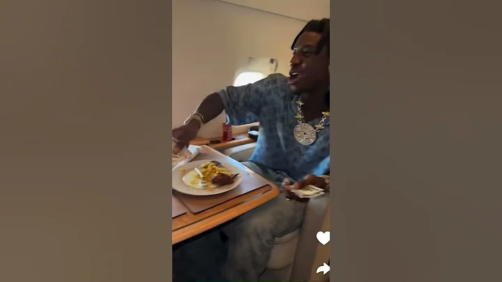 Rema & Shallipopi Flaunting Millions of dollars inside a private jet to Benin ! Benin boys doings 😭