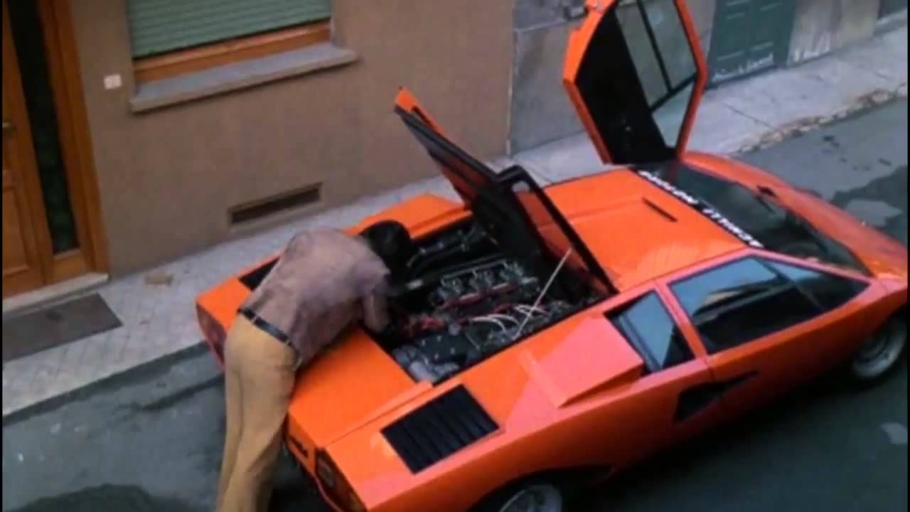 Film Che Dottoressa Ragazzi 1976 Lamborghini Countach Lp400 Youtube