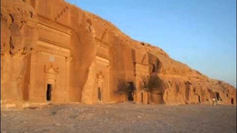 سورة الحجر  sorat al-hajar  -  وليد النائحي