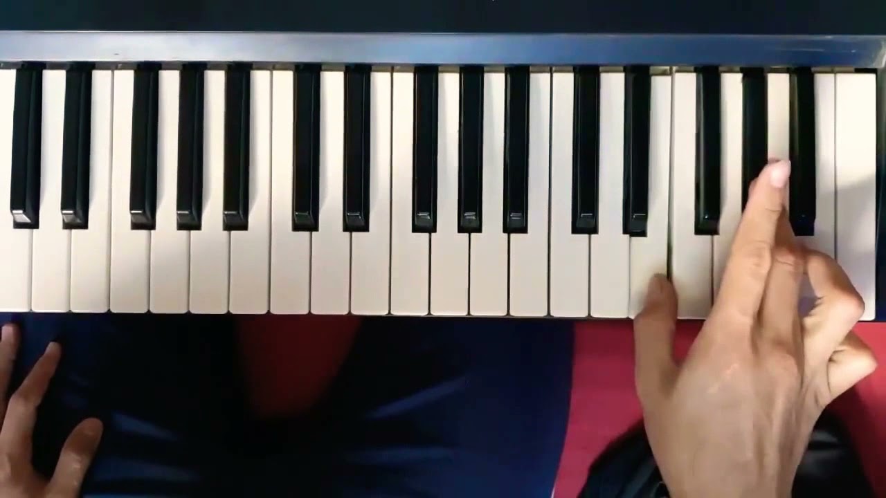 La del Moño Colorado - ( piano ) - YouTube