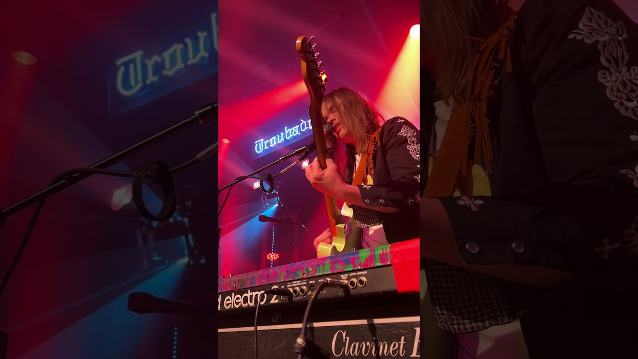 Sugarlegg - “Tell Me I’m A Lover” - live @ The Troubadour