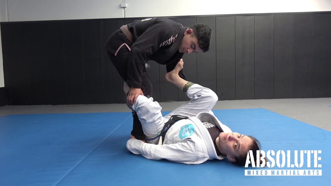 Kids BJJ Orange / Black Belt - Intro to De La Riva Guard - YouTube