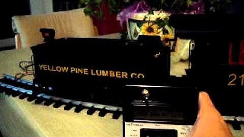 Bachmann Connie 2-8-0 with Phoenix P8B sound and Cab Command