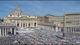 Misa Kudus  Kanonisasi 10 Orang  Kudus di Lapangan Santo Petrus, Minggu 15 Mei 2022