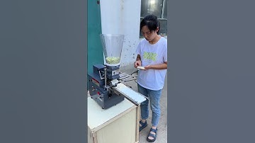 Mini desktop semi-automatic dumpling machine from CANMAX #dumplingmachine #dumplings #canmax