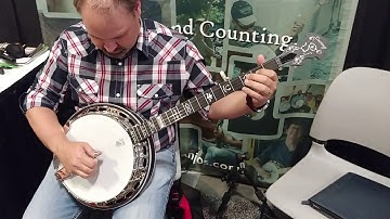 First look at the Deering Rustic Wreath 5 String Banjo | Summer NAMM 2018