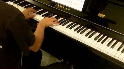 Bastien Intermediate Repertoire 2 No.16a Mozart Minuet KV.1 (P.26)