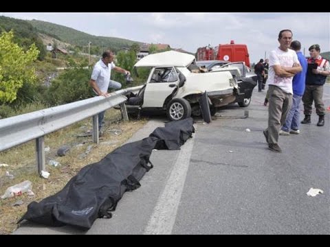 Kaza yapan ŞAHİN arabalar neden ikiye bölünüyor