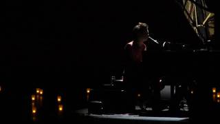 Rufus Wainwright sings McGarrigle Sisters song Walking Song LIVE Boston Opera House Aug 3, 2010 chords