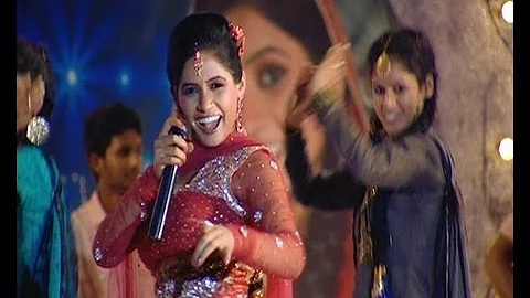 MUKHDA [OFFICIAL VIDEO] - MISS POOJA LIVE IN CONCERT 2 (JUGNI) - {FULL SONG} HD