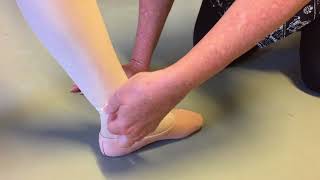 "How to" tie Ballet Shoe Ribbons