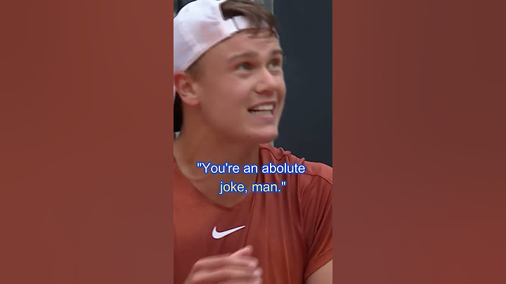 Holger Rune goes off an ump and Djok loves it