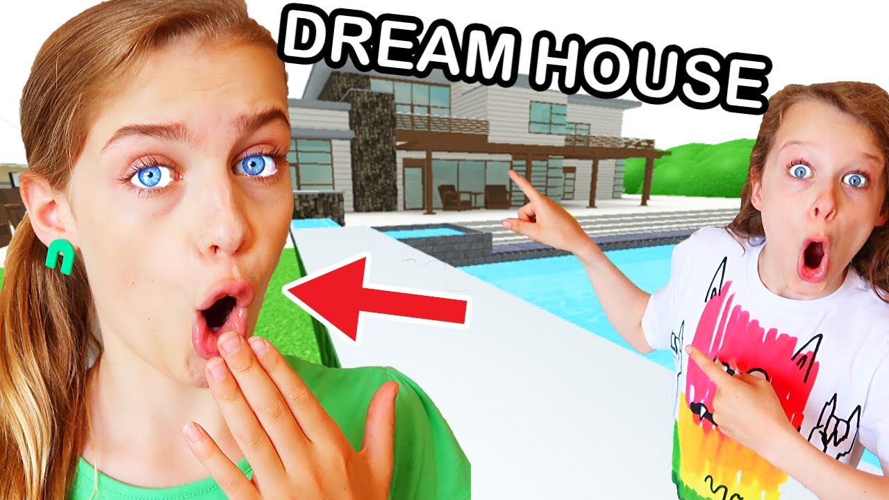 Sockie Judges Build Sockie S Dream House In Roblox Gaming W The