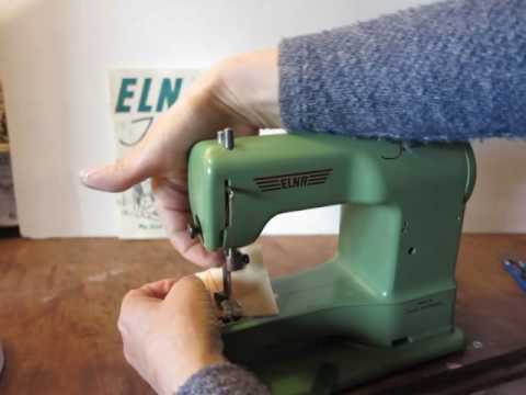 ELNA JUNIOR TOY SEWING MACHINE 40 YouTube Cool Elna Junior Sewing Machine ELNA JUNIOR TOY SEWING MACHINE 40 YouTube Cool Elna Junior Sewing Machine