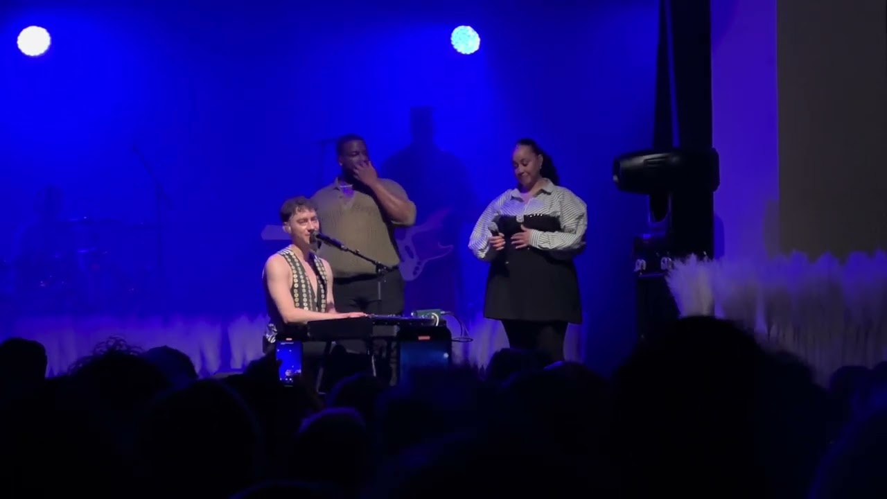 Dizzy (Acoustic) - Olly Alexander | Live @ Metropol Berlin | Years & Years | UK Eurovision 2024