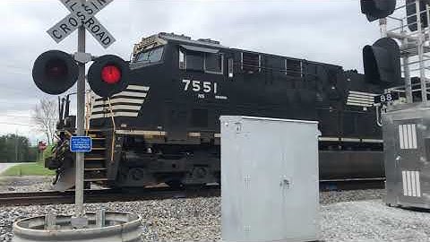 Quick NS Train going through RACO Mast Signals