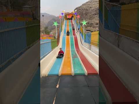 من نفر چندم بودم تفریح سرسره جهرم فارس شهربازی بازی ابشاری خانوادگی خانواده پسر دختر