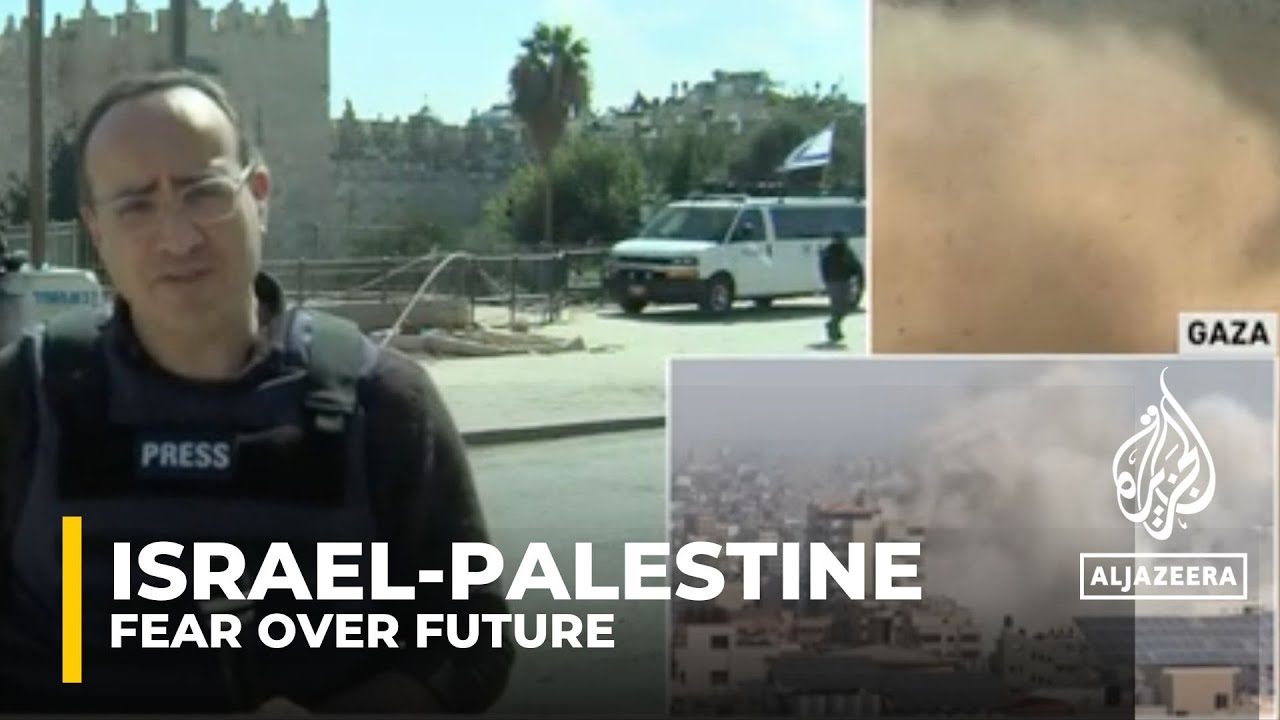 يخشى الفلسطينيون أن إسرائيل تعتزم الاستيلاء على الموقع الذي يعتبر مقدساً أيضاً لدى اليهود.
