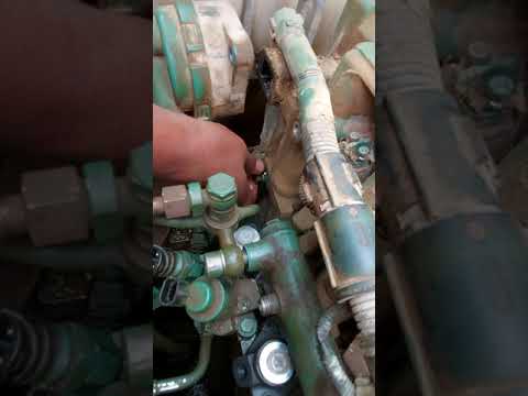Volvo EC210blc Install New Fuel High Pressure Pump Part 1 