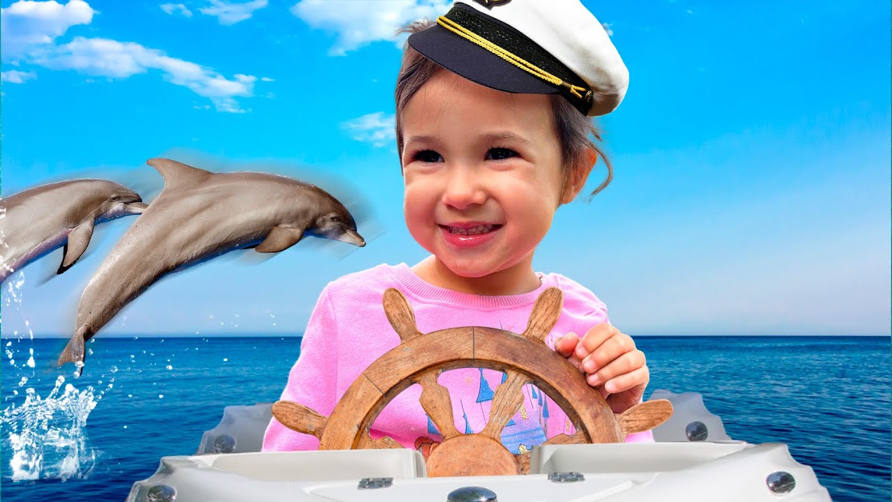 DOLPHiN CRUiSE 🐬🐬 ADVENTURE!!! GOING ON A boat Adventure and SEEiNG ...