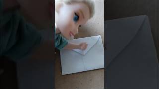 Elsia and Annia Valentine's Day Paper Crafts you Can Make at Home #valentinesday