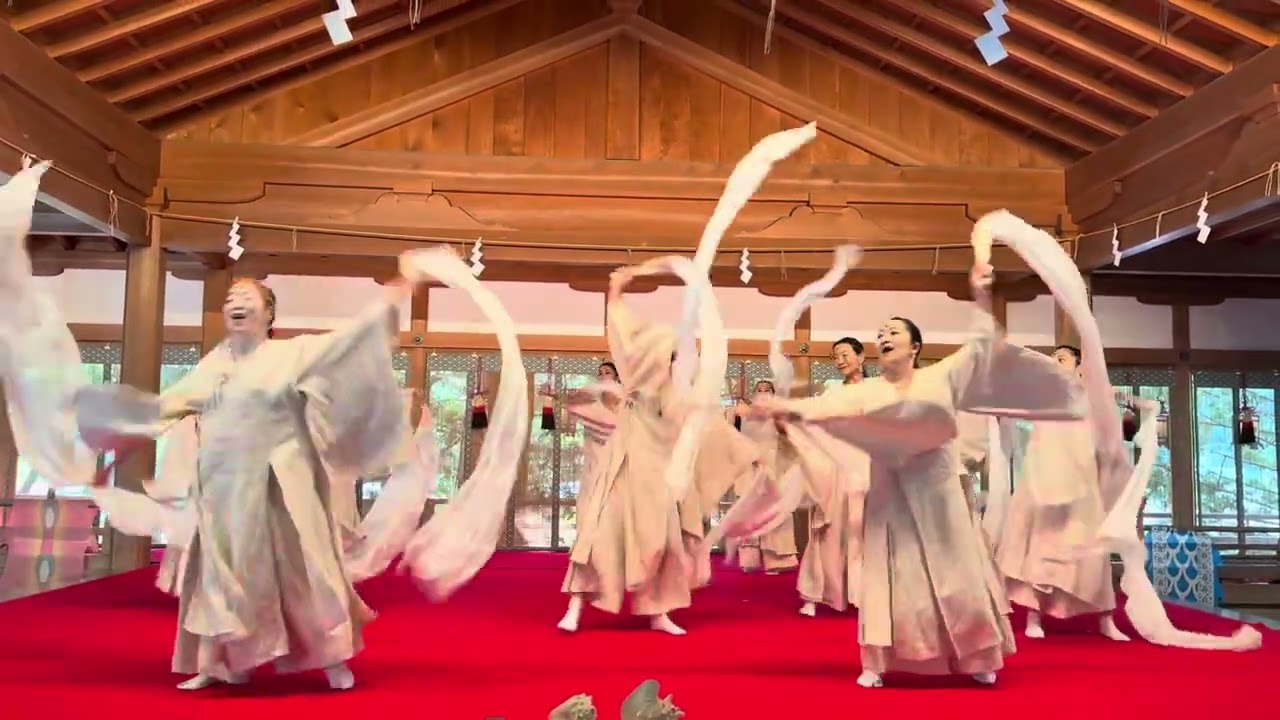 古代縄文舞　天河大弁財天社「アマテラス」