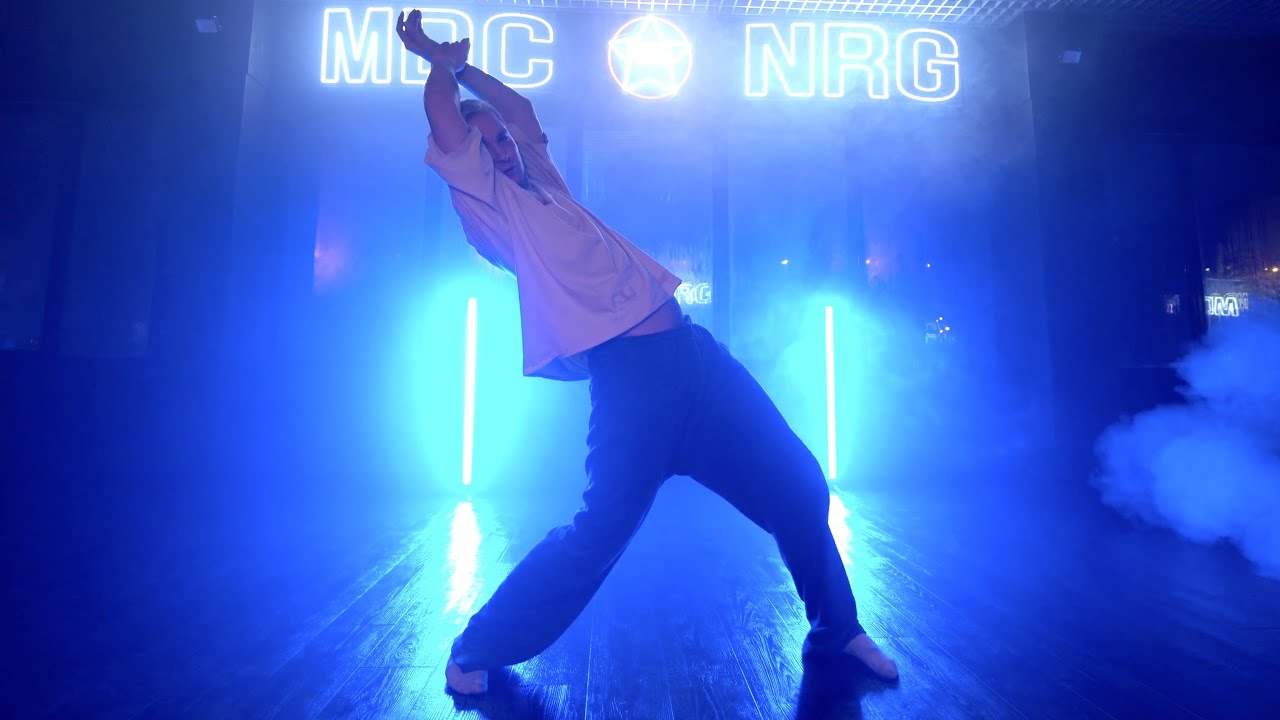 АЛЕКСАНДР БУРЦЕВ // JAZZ-FUNK (Пролетарская) - YouTube