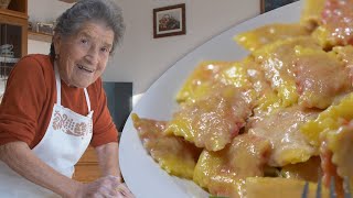 Pasta Grannies discovers 90 year old Filomena's beetroot filled ravioli!