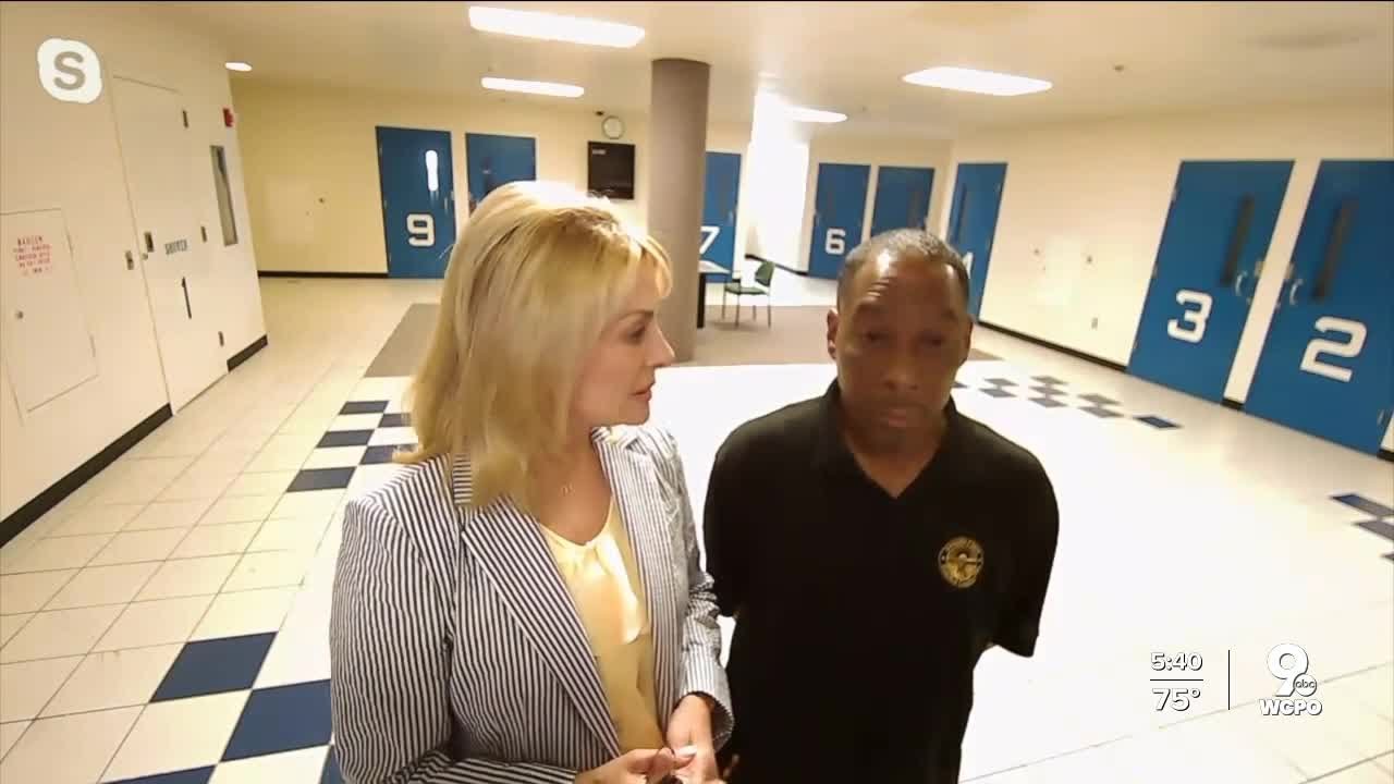 Juvenile court looking for corrections officers - YouTube