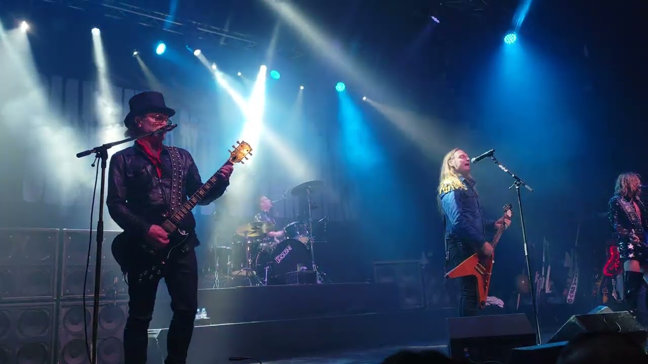 D-A-D - 08 - ( CoWpunks & Glampires Tour 2026 ) LAV Lisbon 17 JAn 2026