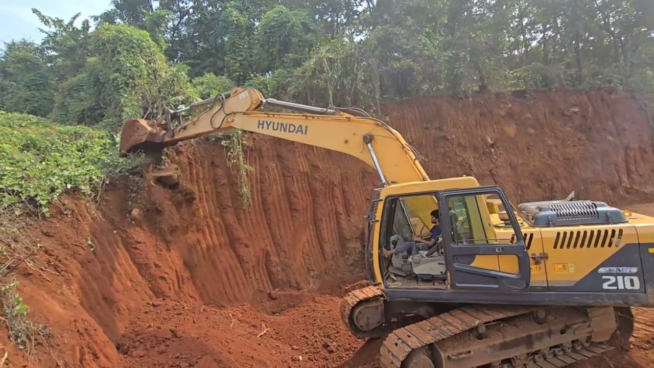 Hyundai Excavator Working on Low Accelerator | Hill Cutting Road Work Loading Dumper