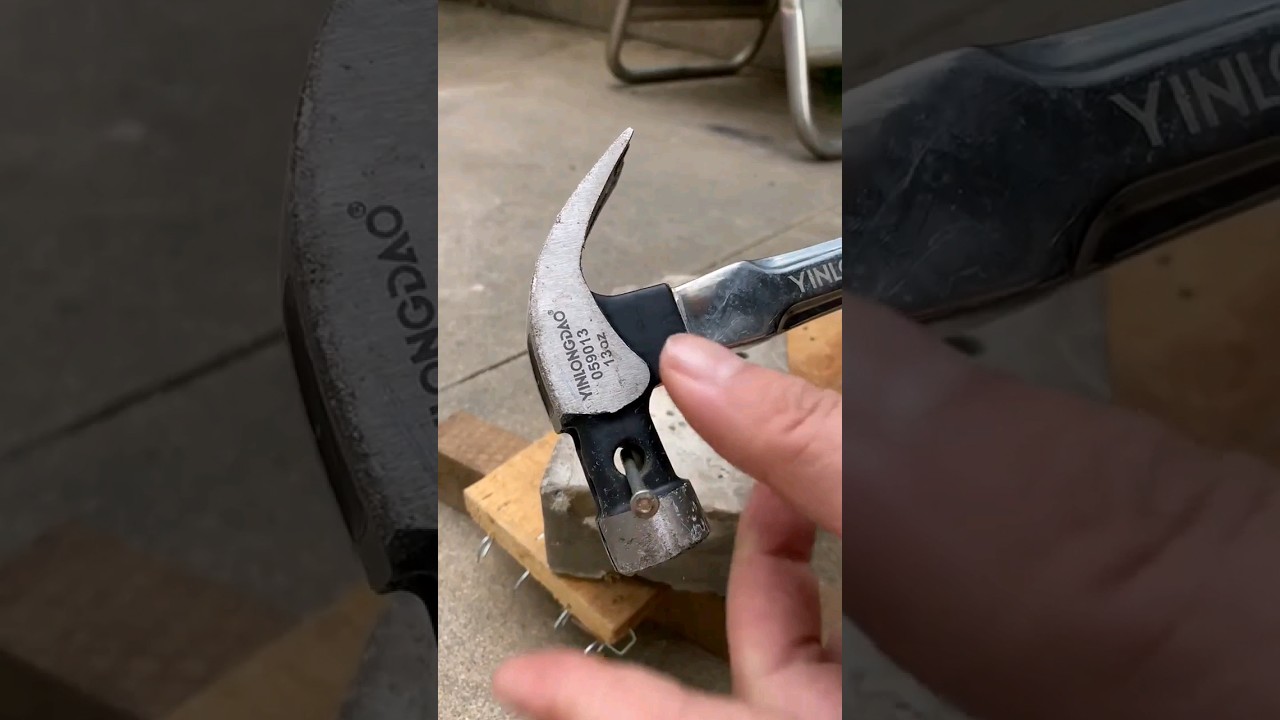 Magnetic claw hammer, 