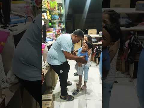 الحقني يا وحوح الواد ابنك بلع البيضه وهي نيه اشترك في القناه