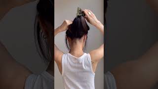 Loose Claw Clip Hair Up