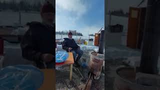 Bahcede Çay Keyfi̇