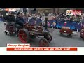 புத்தாண்டு தினத்தை முன்னிட்டு லண்டனில் விசித்திர பேரணி